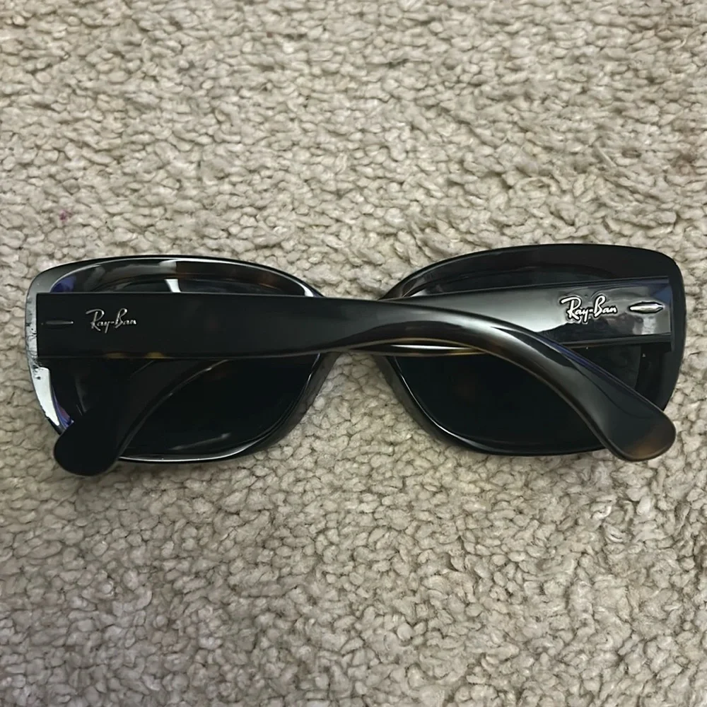 Authentic Ray-Ban JACKIE OHH RB4101
Women's Sunglasses - Light Havana - Picture 4 of 9